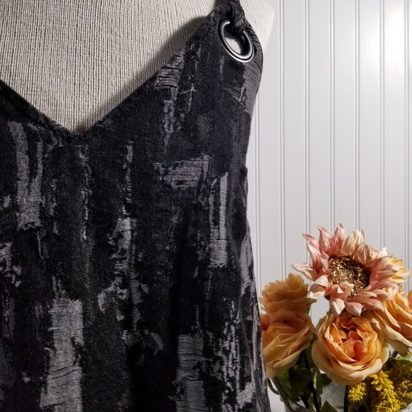 | divided by h&m | black & gray shift dress - Picture 2 of 5